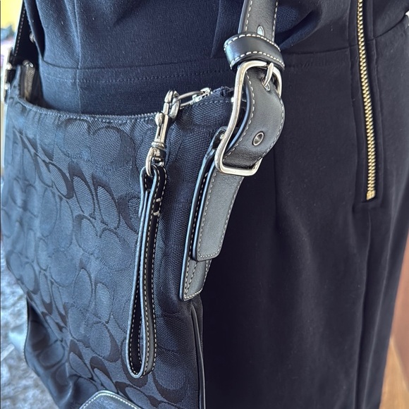 Coach Signature Convertible Crossbody/Shoulder Bag - Picture 8 of 11